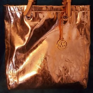 Michael Kors bucket handbag